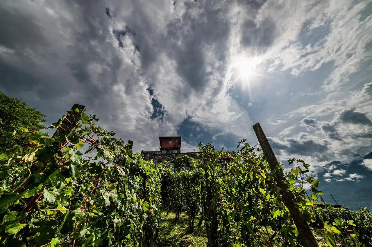 Ca Rossa #Exclusive Bed & Breakfast Sondrio Italy