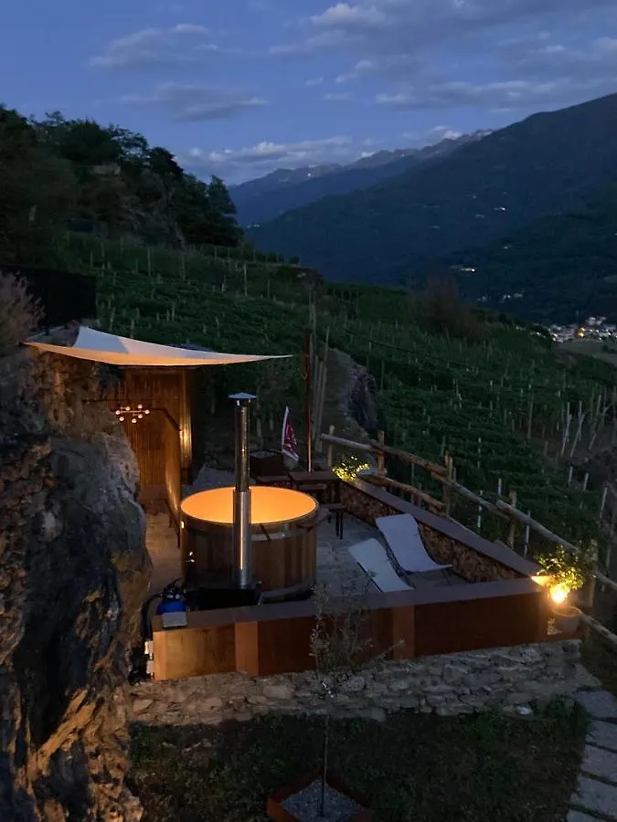 Ca Rossa #Exclusive Bed & Breakfast Sondrio Italy