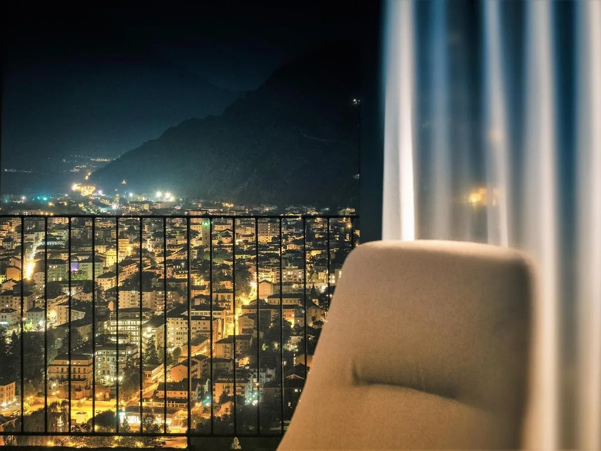 Ca Rossa #Exclusive Bed & Breakfast Sondrio Italy